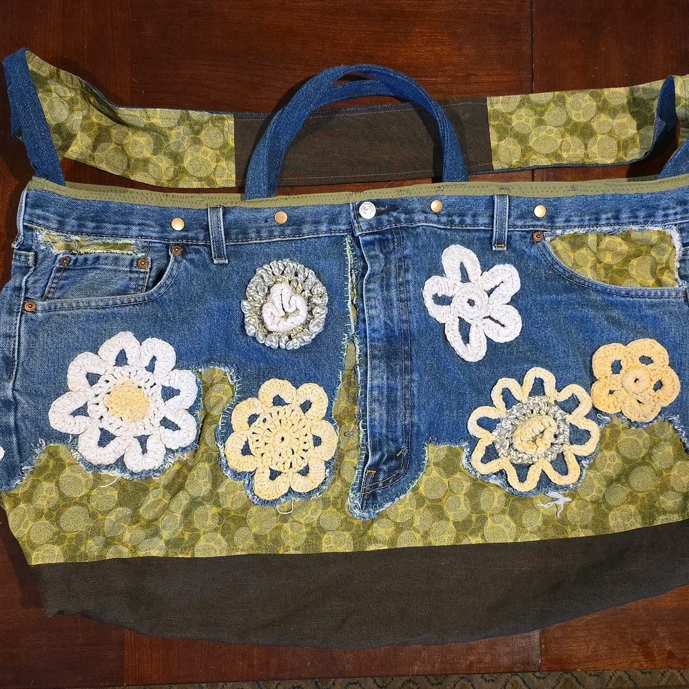 HAND CRAFTED Possible Bag UPCYCLED Blue Denim Jean Crochet Floral 29 X17 Inch - Picture 1 of 15